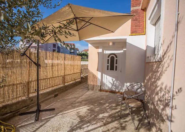 Andrije Buvine Apartments
