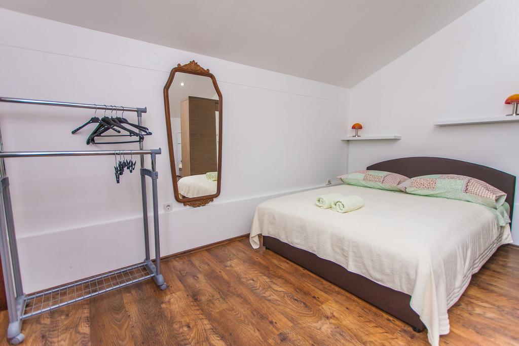 Andrije Buvine Apartments *