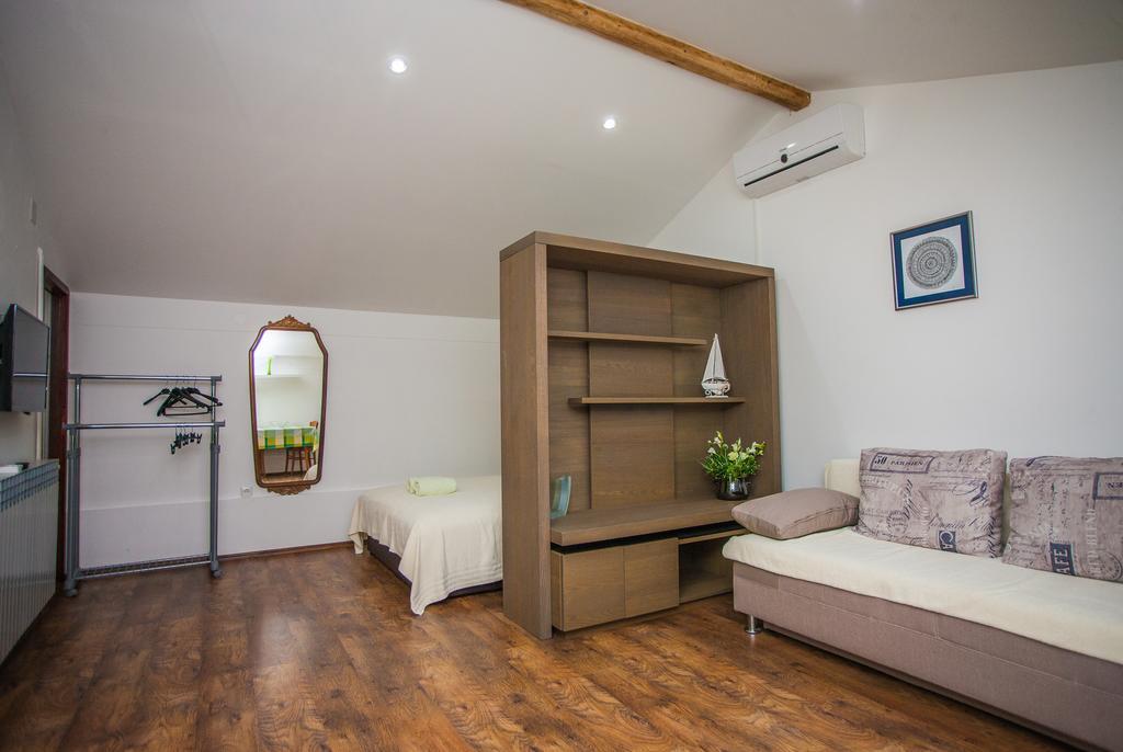 Apartment Andrije Buvine Apartments