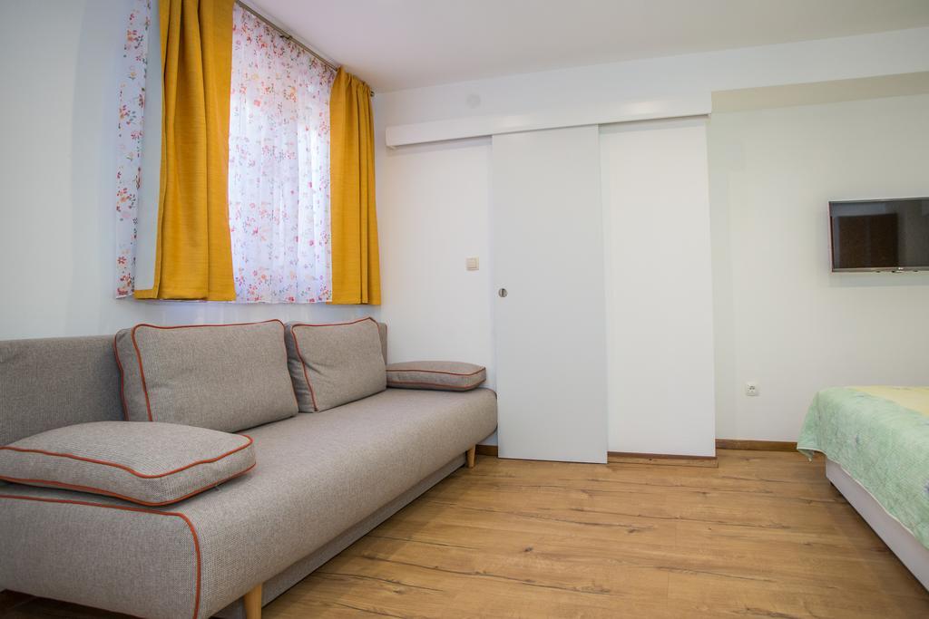 Apartment Andrije Buvine Apartments